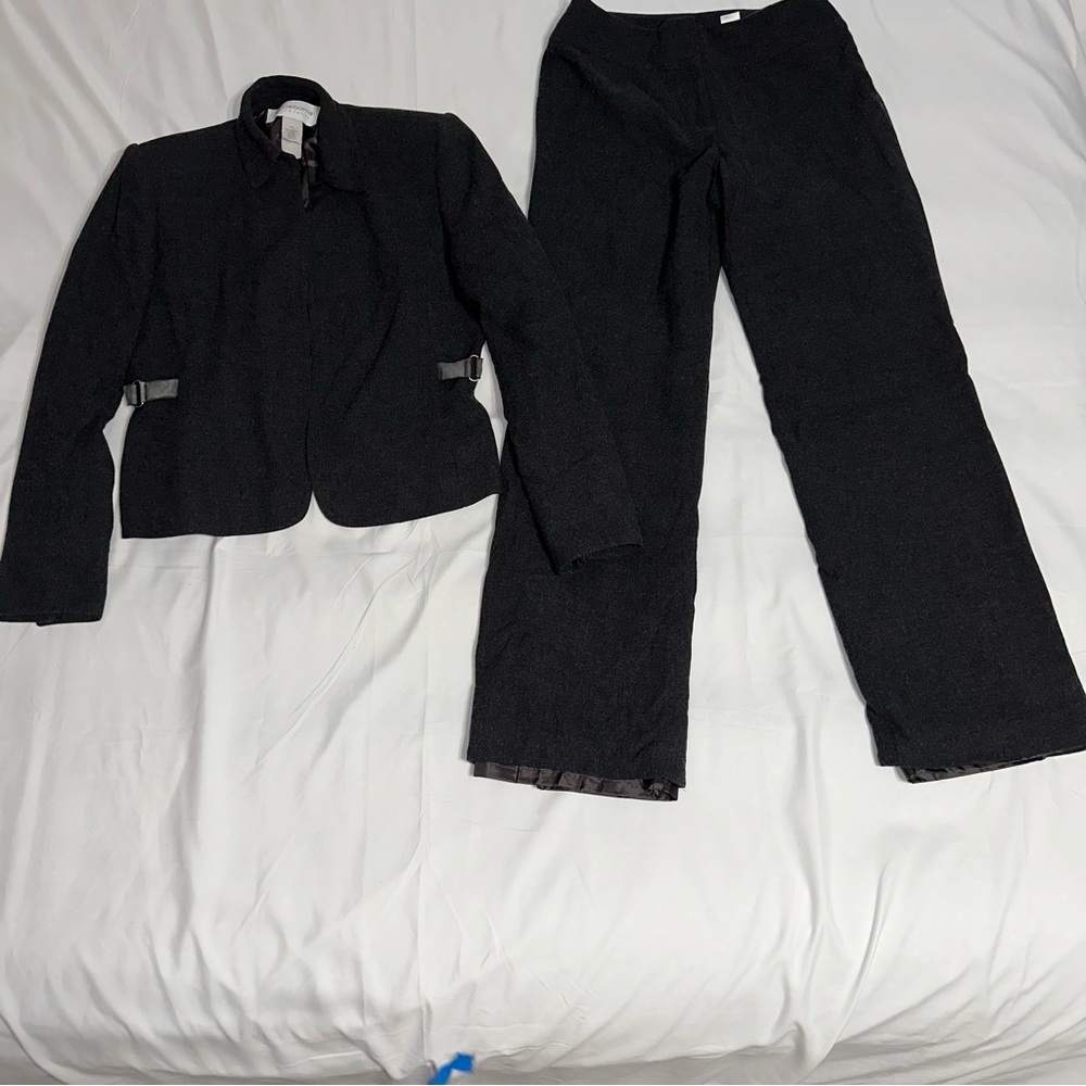 Women’s Petite Pant Suit